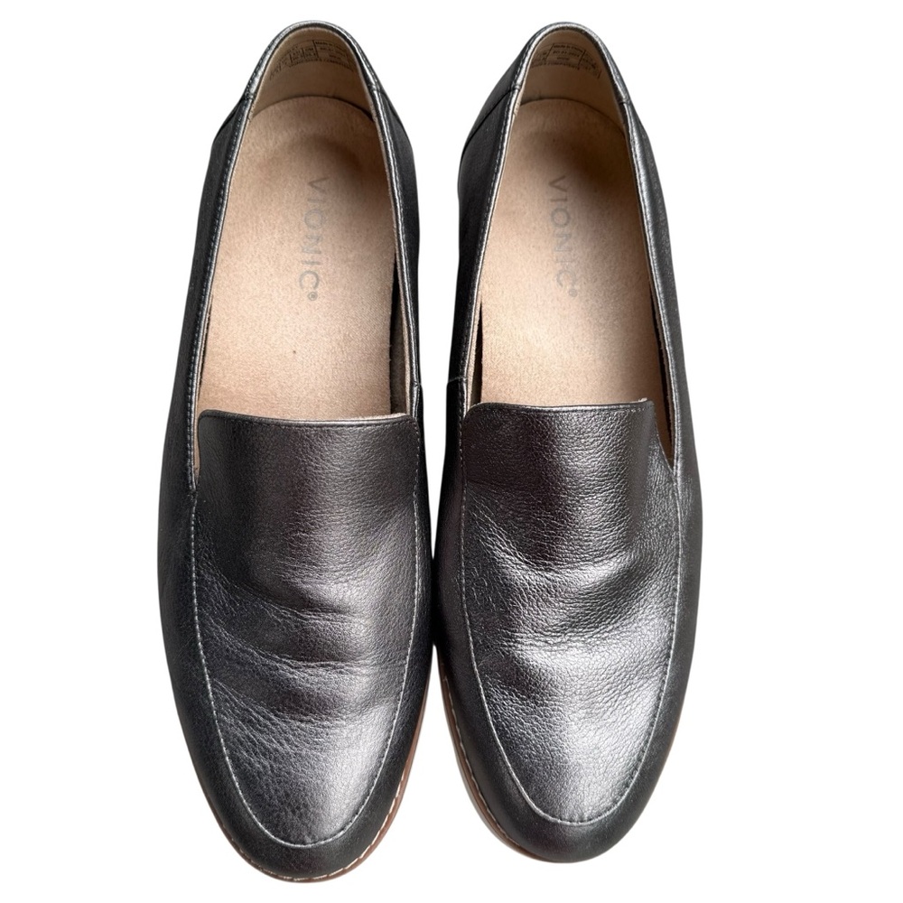 VIONIC Kensley metalic silver leather lug sole loafer women’s 9.5 wide orthotic